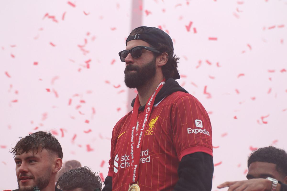 萨拉赫如何适应斯洛特体系：后克洛普时代战术转型全解析